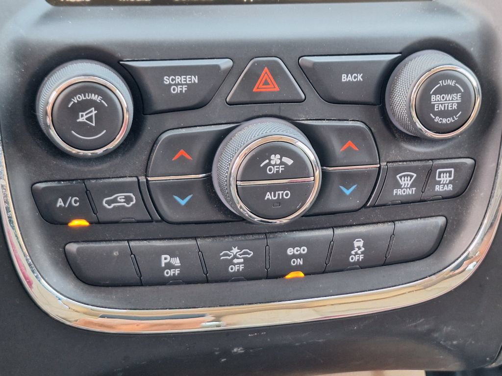 Used 2015 Dodge Durango Citadel w/ Technology Group AWD/4WD image 25