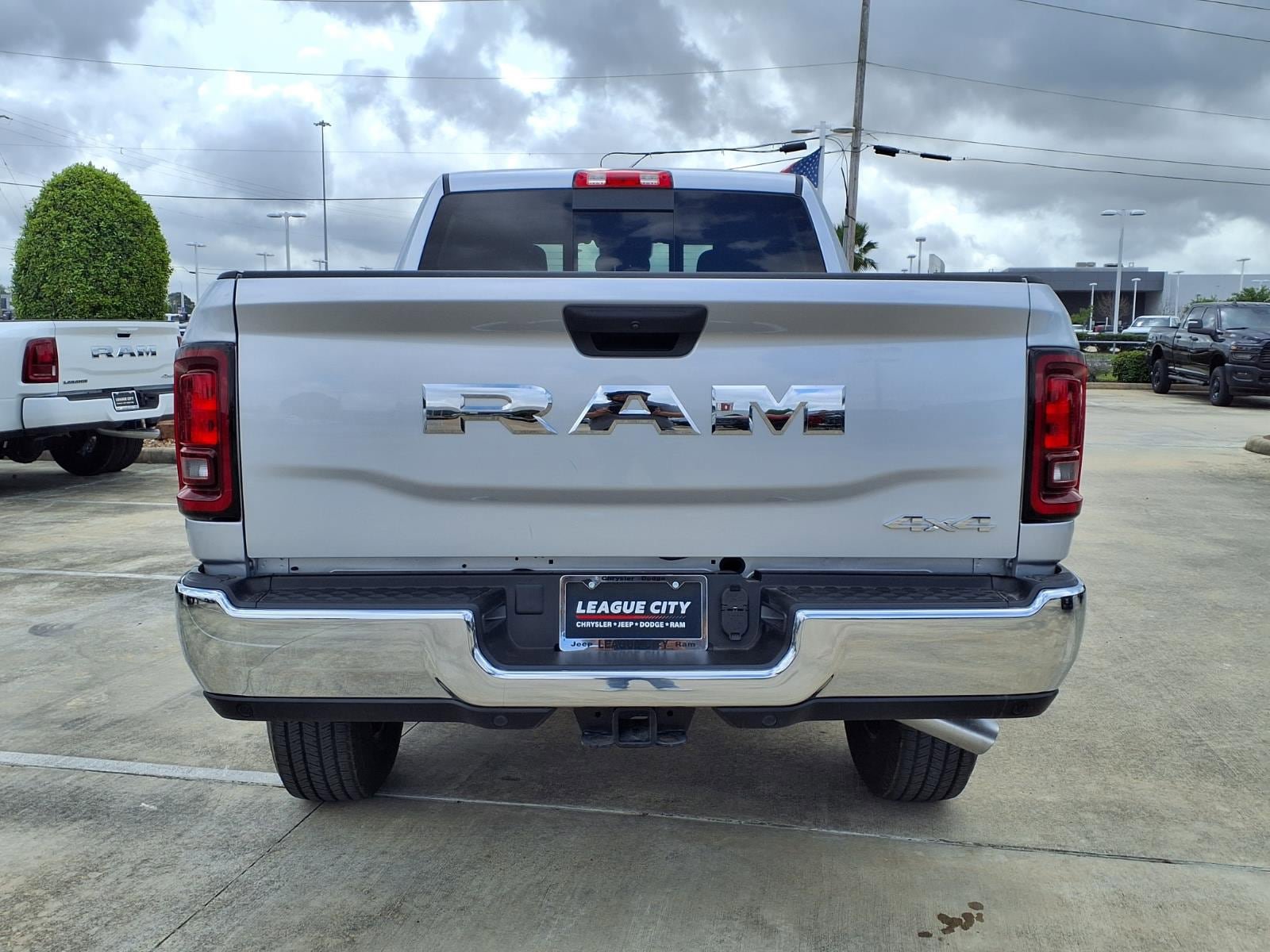 New 2026 RAM 2500 Tradesman AWD/4WD image 6