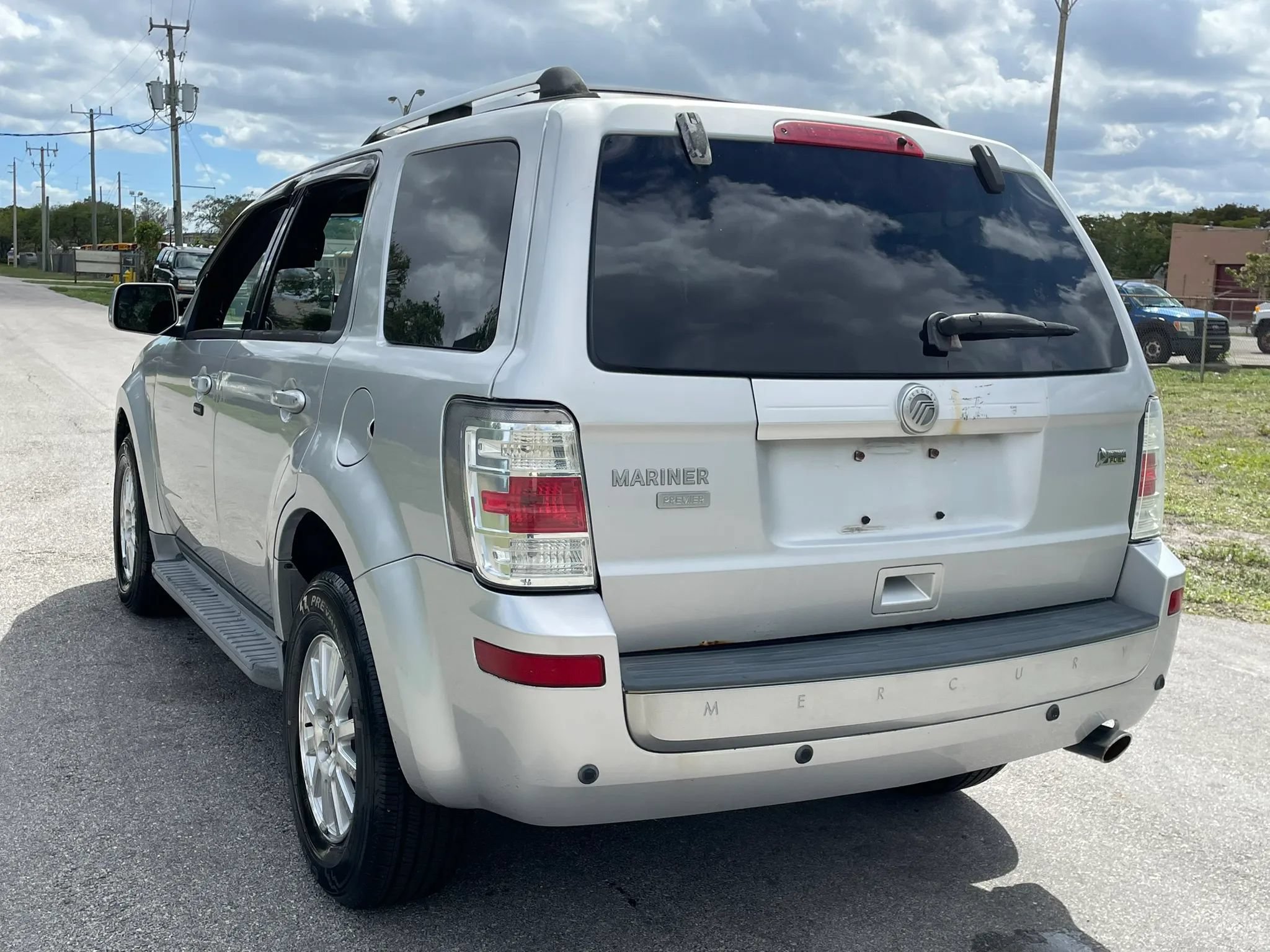 Used 2010 Mercury Mariner Premier AWD/4WD image 9