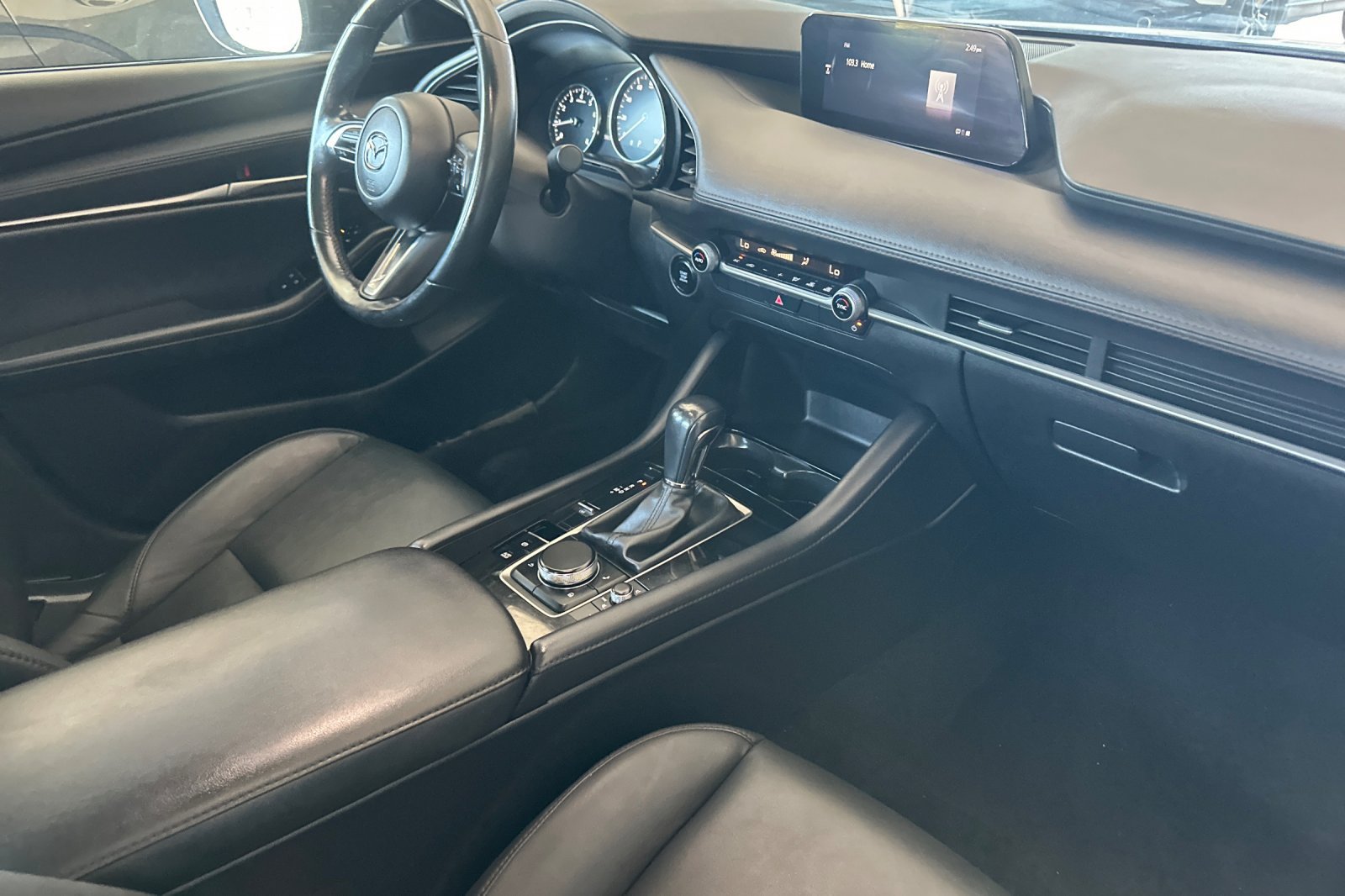 Used 2024 MAZDA MAZDA3 s FWD image 15