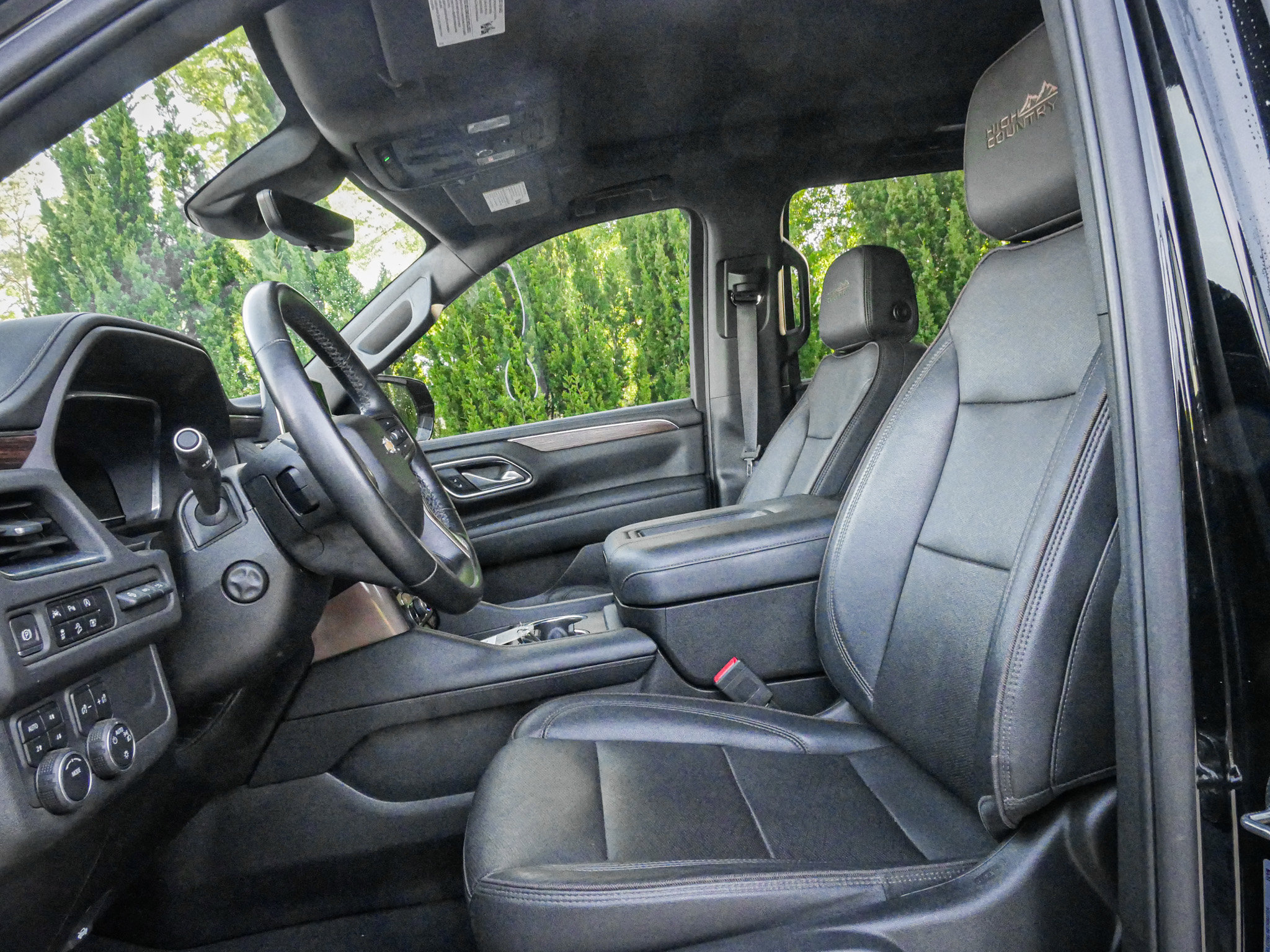 Used 2023 Chevrolet Tahoe High Country image 16