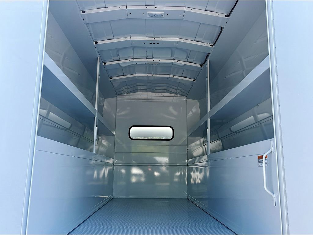 Used 2023 Mercedes-Benz Sprinter 3500 w/ Acoustic Package image 16