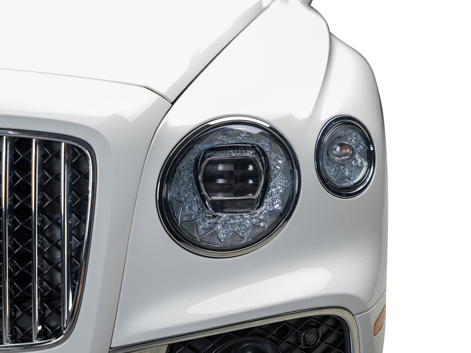 Used 2022 Bentley Flying Spur Plug-In Hybrid AWD/4WD image 4