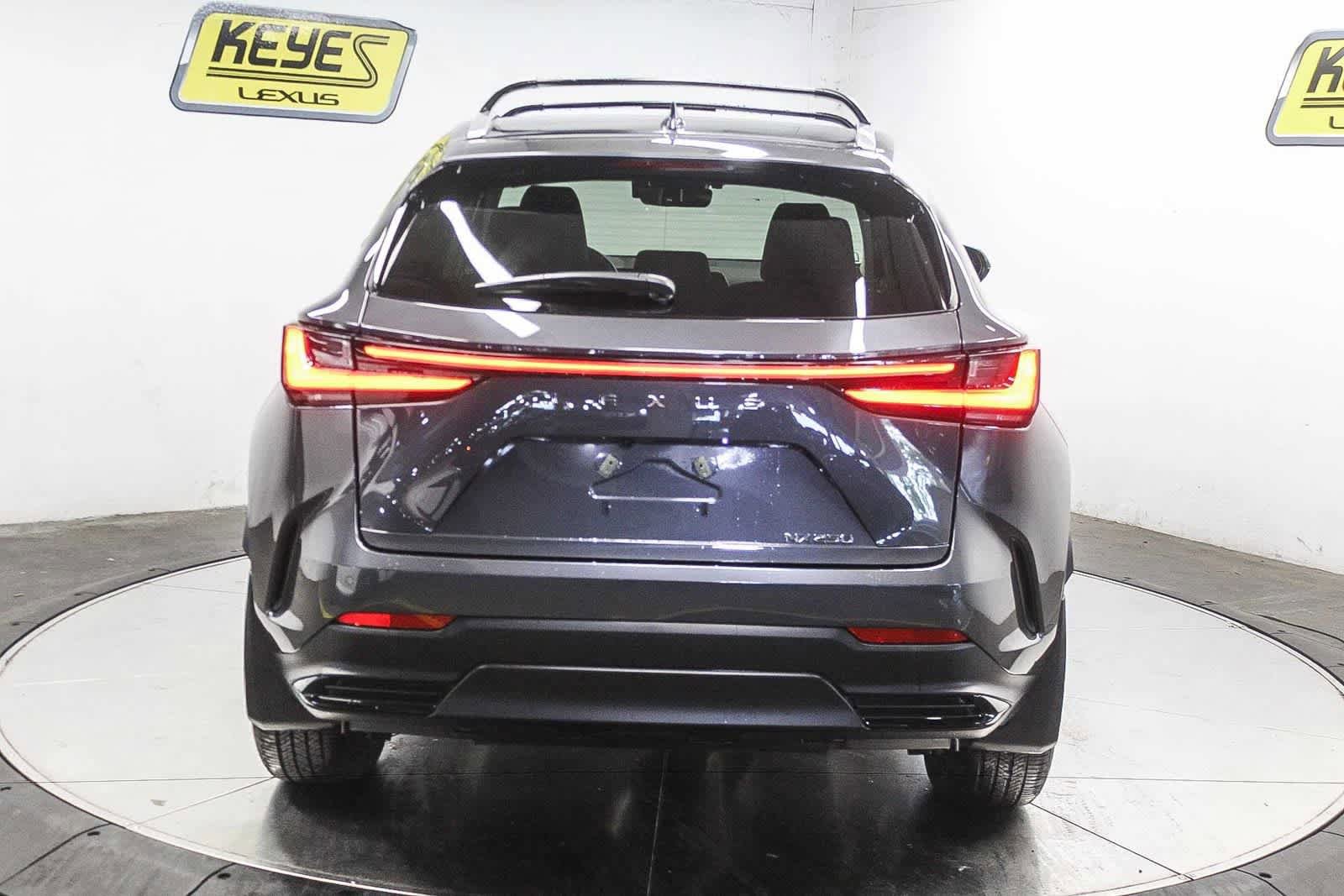 Used 2025 Lexus NX 250 FWD w/ Accessory Package (2T) image 7