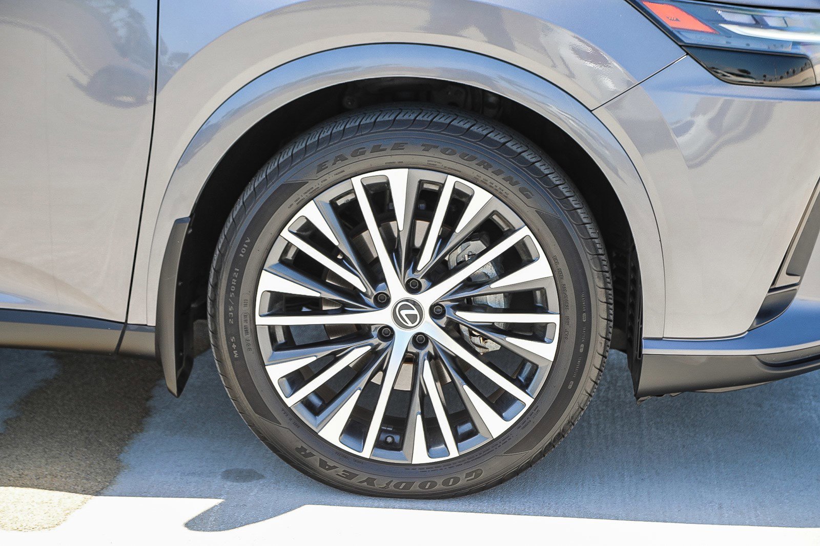 Used 2023 Lexus RX 350 Premium Plus w/ Cold Area Package FWD image 10