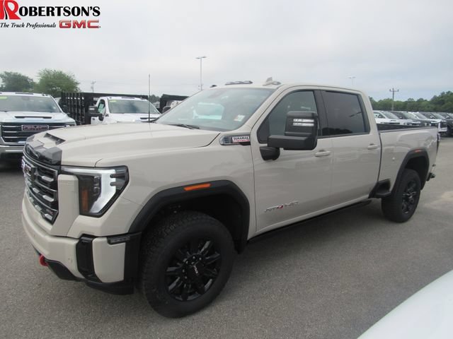 Used 2026 GMC Sierra 3500 AT4 w/ Technology Package AWD/4WD video 1