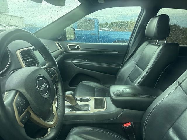 Used 2017 Jeep Grand Cherokee Limited image 8