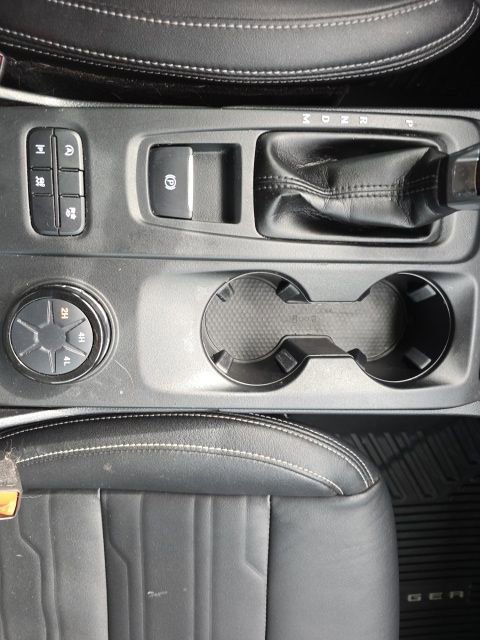 Used 2025 Ford Ranger Lariat w/ Chrome Accent Package image 17