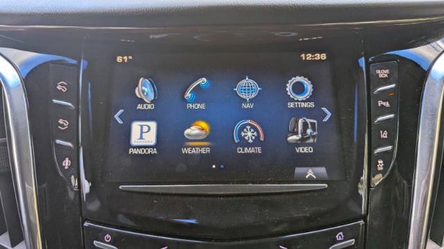 Used 2015 Cadillac Escalade Luxury image 42