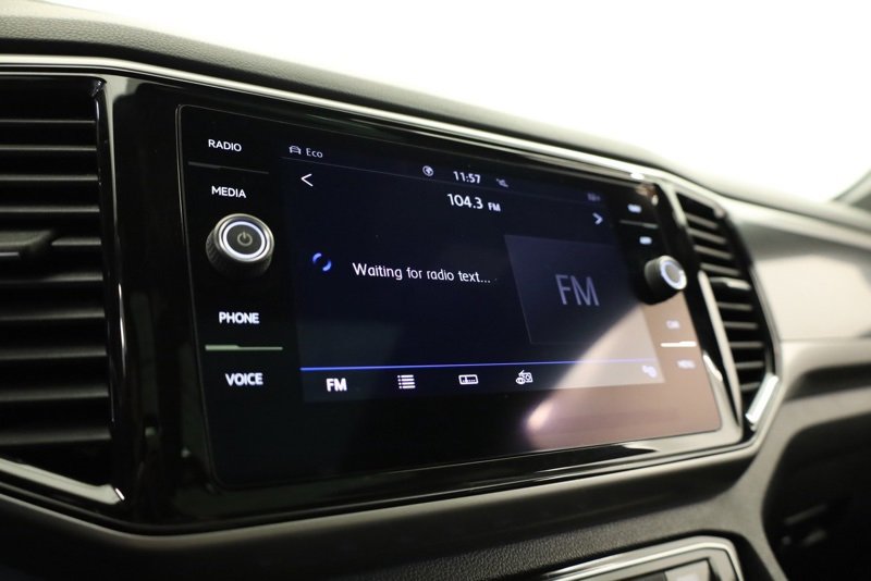 Used 2020 Volkswagen Atlas Cross Sport SEL Premium image 16