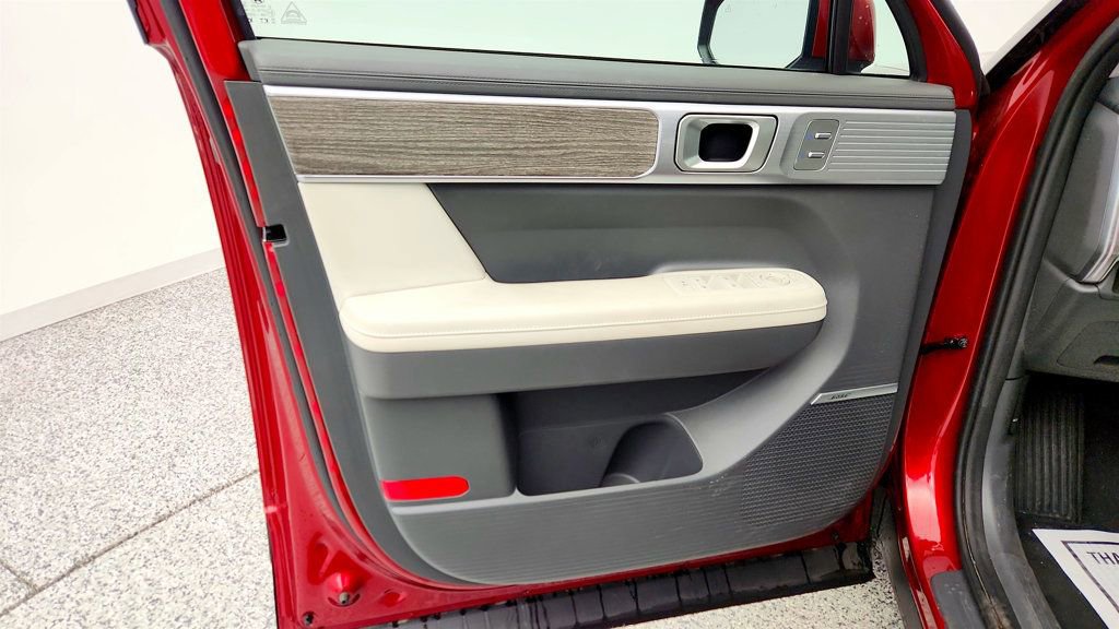 Used 2024 Hyundai Santa Fe Limited AWD/4WD image 11