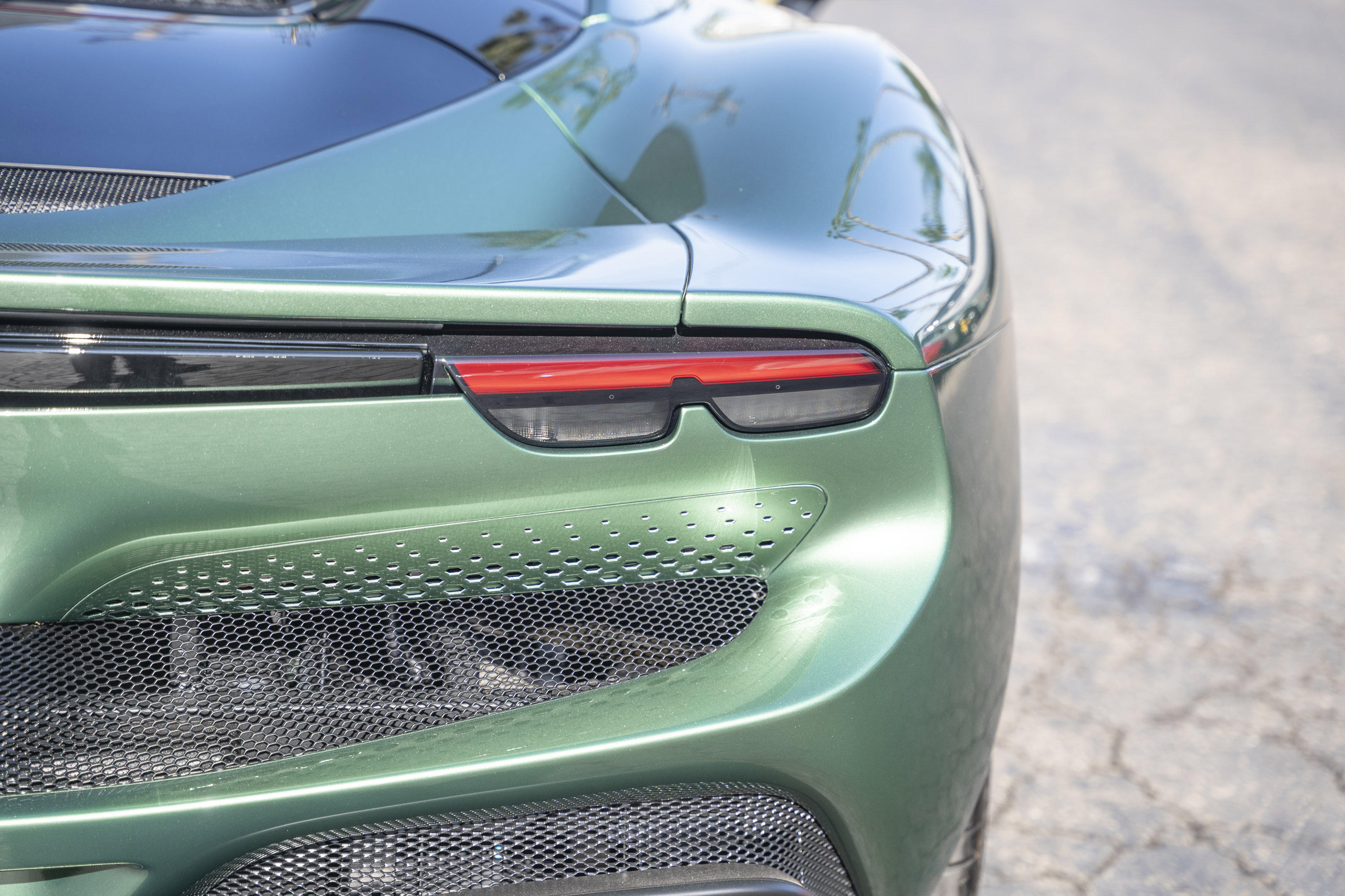 Used 2024 Ferrari 296 GTS image 15