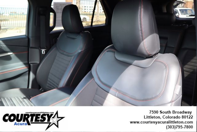 Used 2025 Ford Explorer ST-Line w/ Premium Package image 19