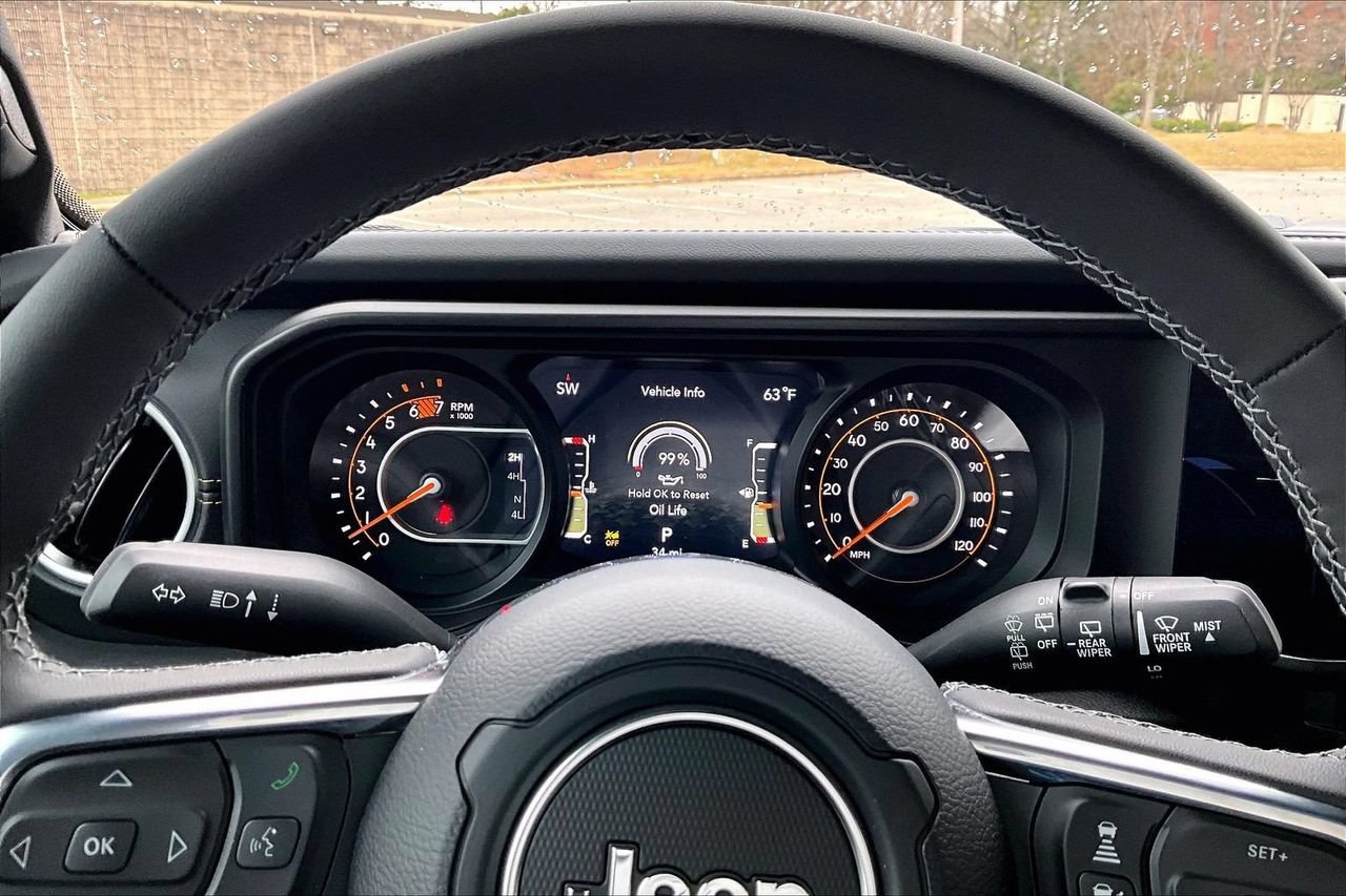 New 2026 Jeep Wrangler Unlimited Sahara AWD/4WD image 11