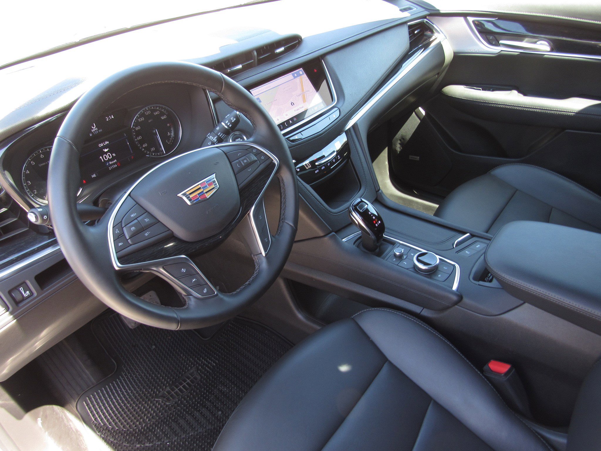 Used 2025 Cadillac XT5 Premium Luxury FWD image 17