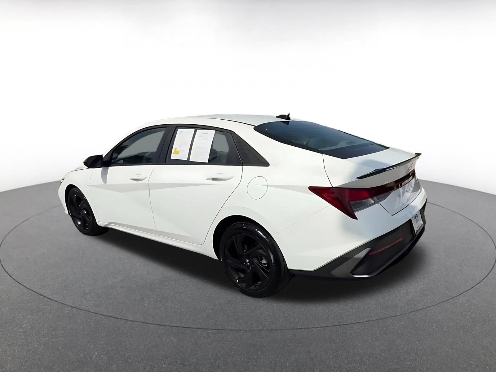 Used 2026 Hyundai Elantra Sport FWD image 10