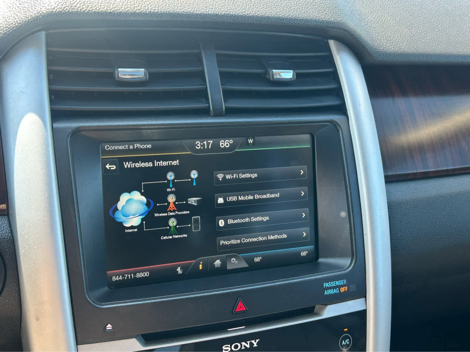 Used 2014 Ford Edge Limited w/ Equipment Group 301A FWD image 37