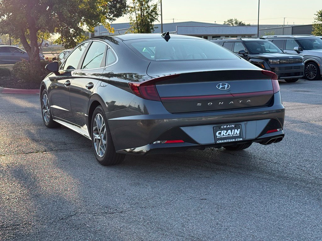 Certified 2023 Hyundai Sonata SEL w/ Preferred Accessory Package FWD image 5