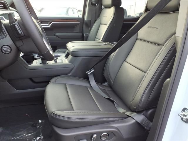 New 2026 GMC Sierra 1500 Denali w/ Technology Package image 5