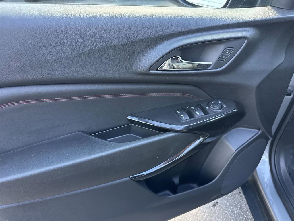 Used 2024 Chevrolet Trax RS image 19