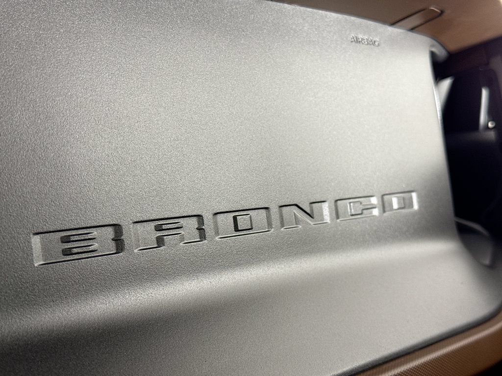 Used 2024 Ford Bronco Outer Banks AWD/4WD image 21