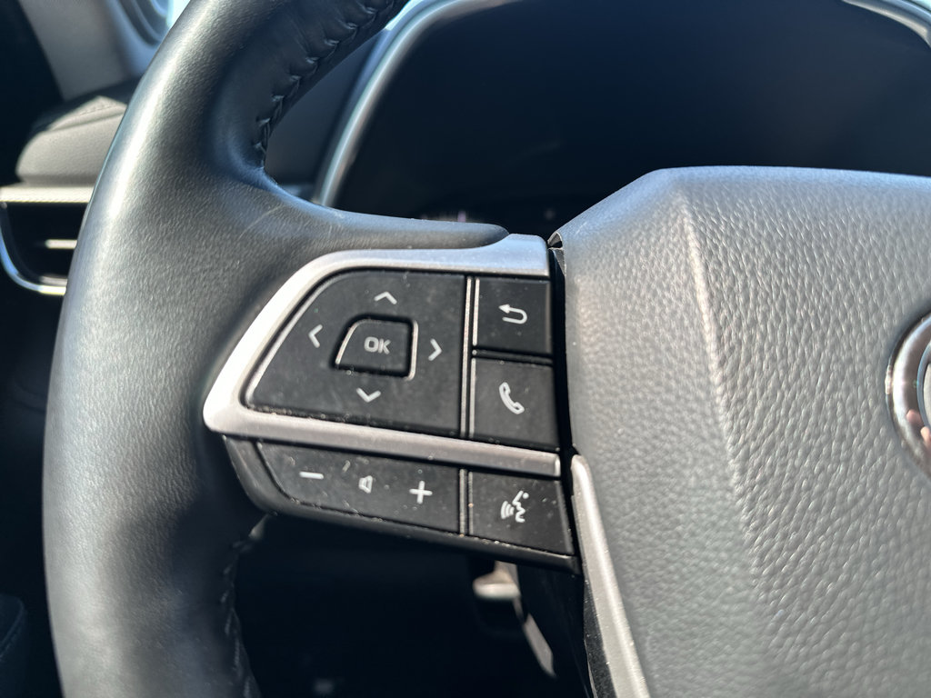 Used 2022 Toyota Highlander Platinum AWD/4WD image 27