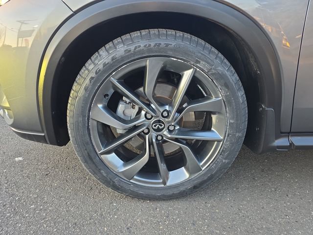 Used 2019 INFINITI QX50 Essential w/ Sensory Package image 35