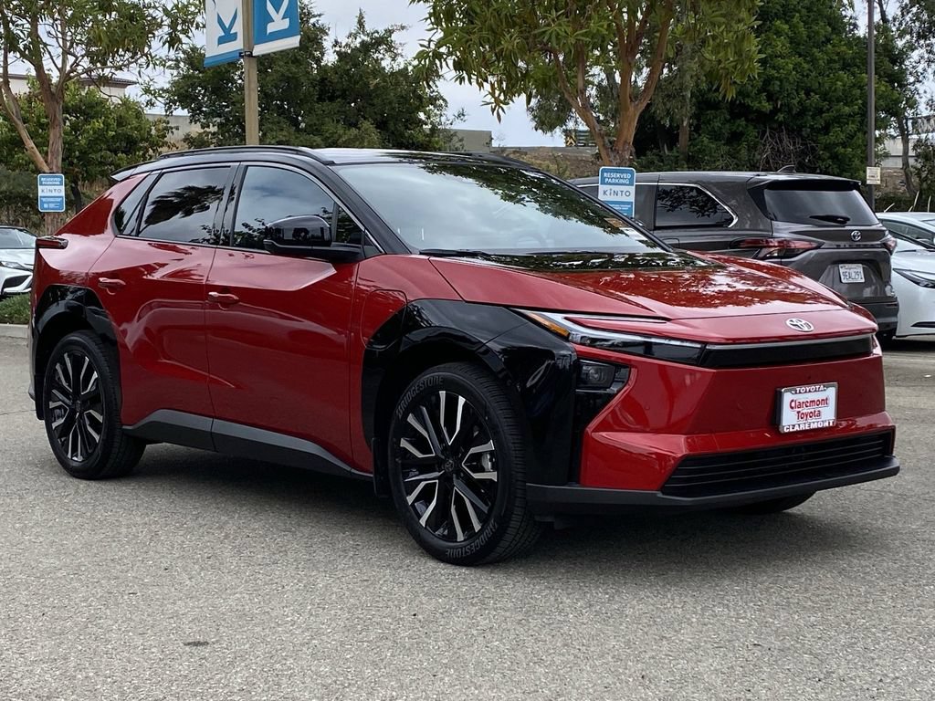 Used 2026 Toyota bZ AWD/4WD image 36