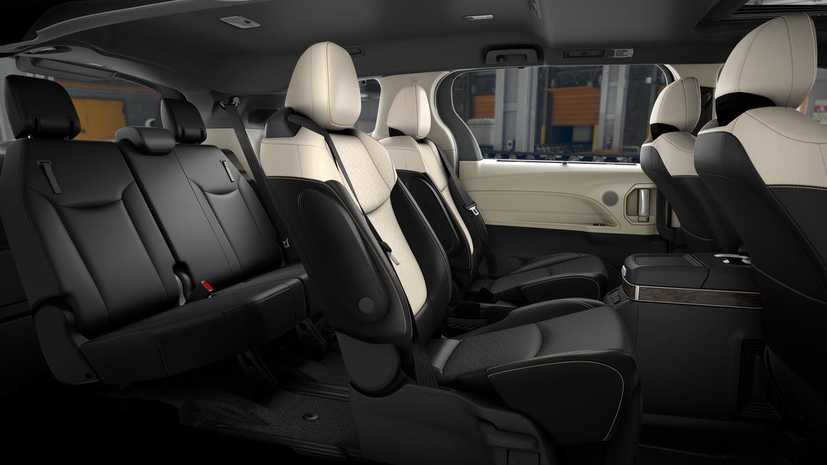 New 2026 Toyota Sienna Platinum AWD/4WD image 2