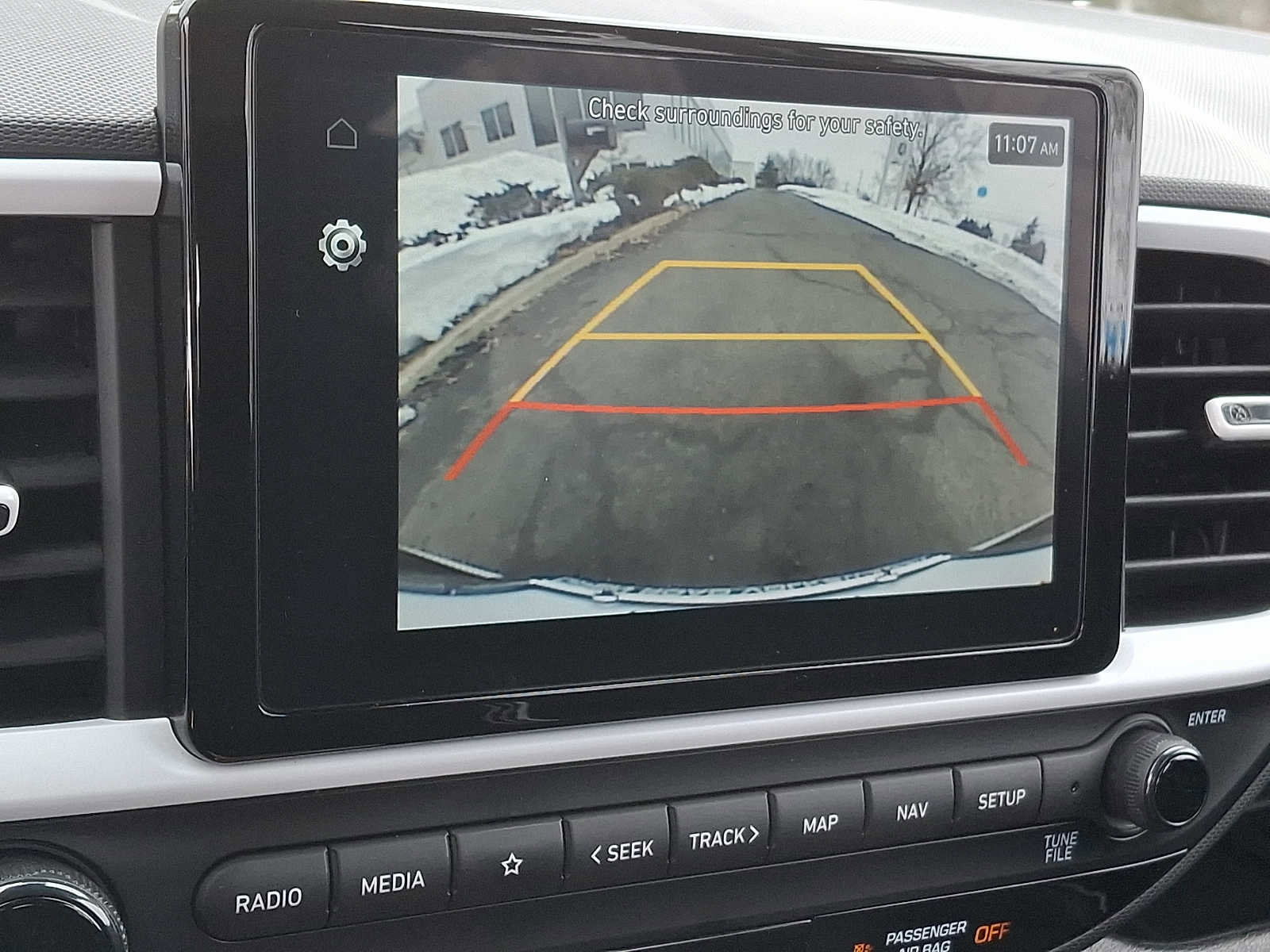 Used 2023 Hyundai Venue Limited image 15