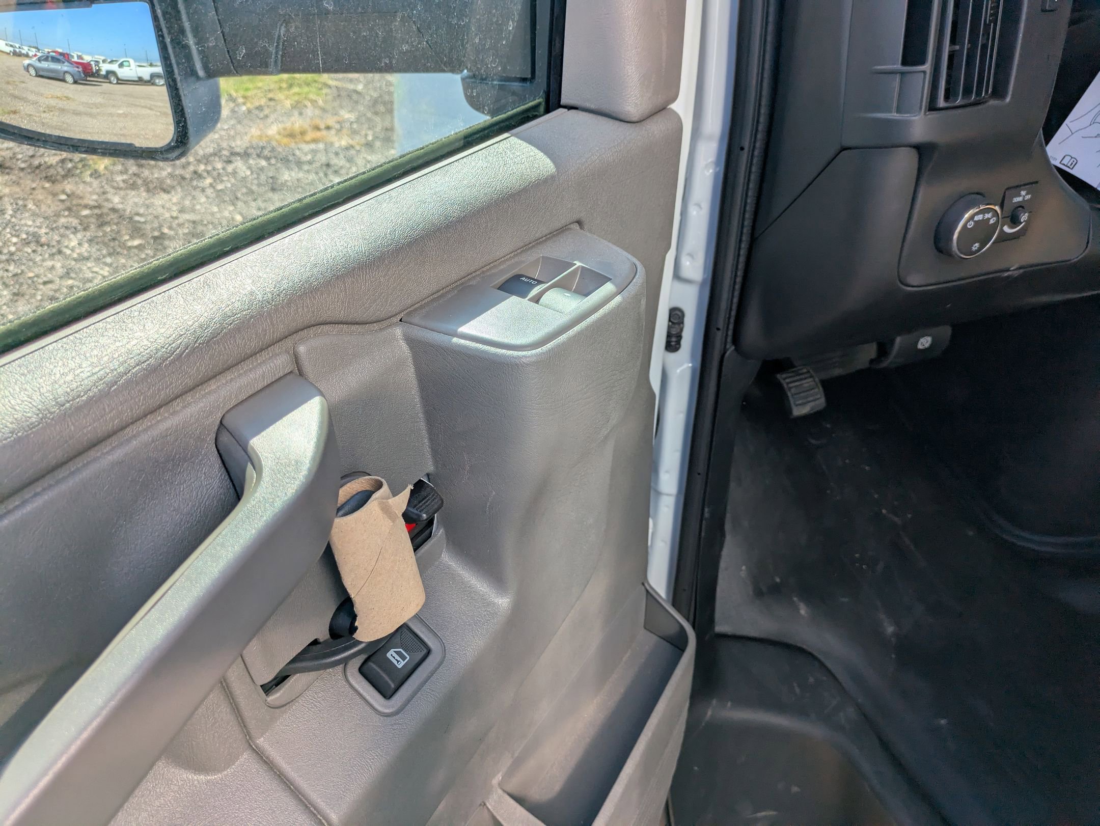 New 2025 Chevrolet Express 3500 w/ Power Convenience Package image 12