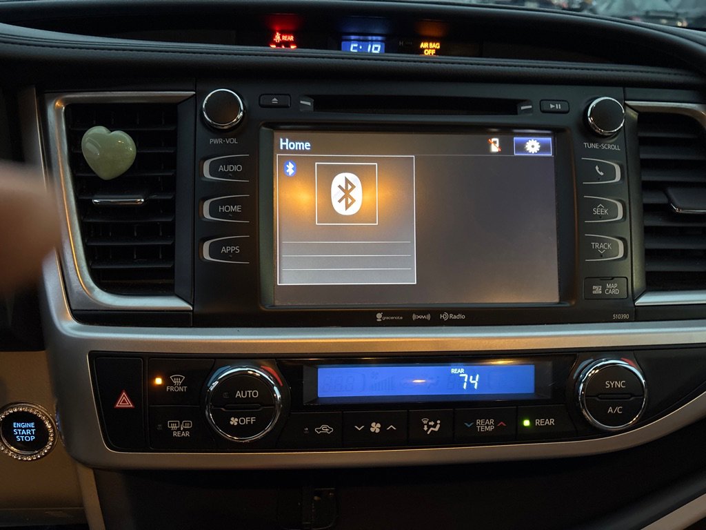 Used 2018 Toyota Highlander XLE image 32