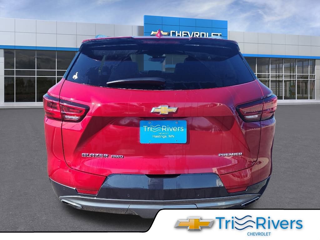 Used 2023 Chevrolet Blazer Premier AWD/4WD image 4