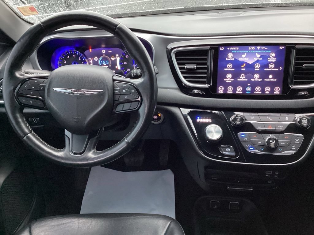 Used 2018 Chrysler Pacifica Touring-L Plus w/ S Appearance Package FWD image 21