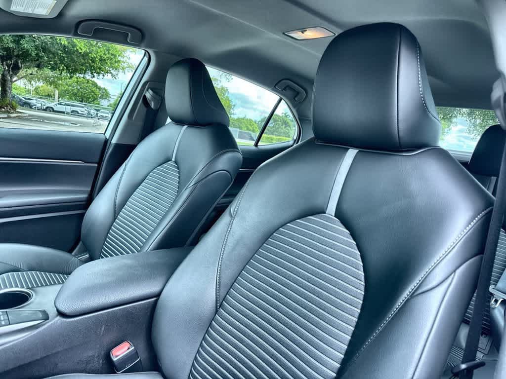 Used 2024 Toyota Camry SE w/ Convenience Package FWD image 14