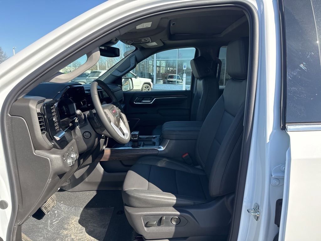 New 2026 GMC Sierra 1500 SLT w/ SLT Premium Plus Package AWD/4WD image 9