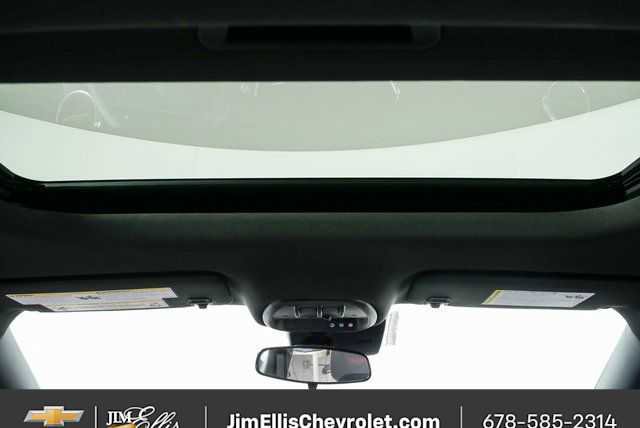New 2026 Chevrolet Trax RS w/ Sunroof Package FWD image 16