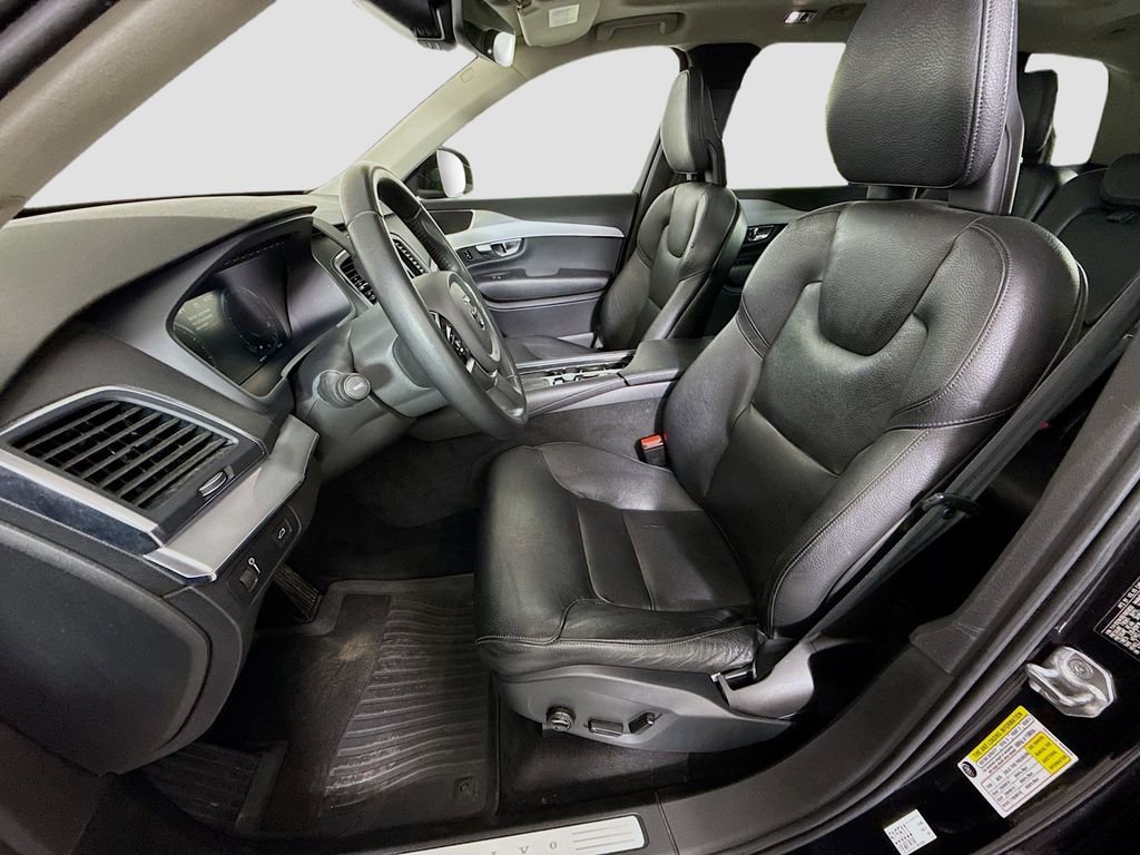 Used 2016 Volvo XC90 T5 Momentum image 20
