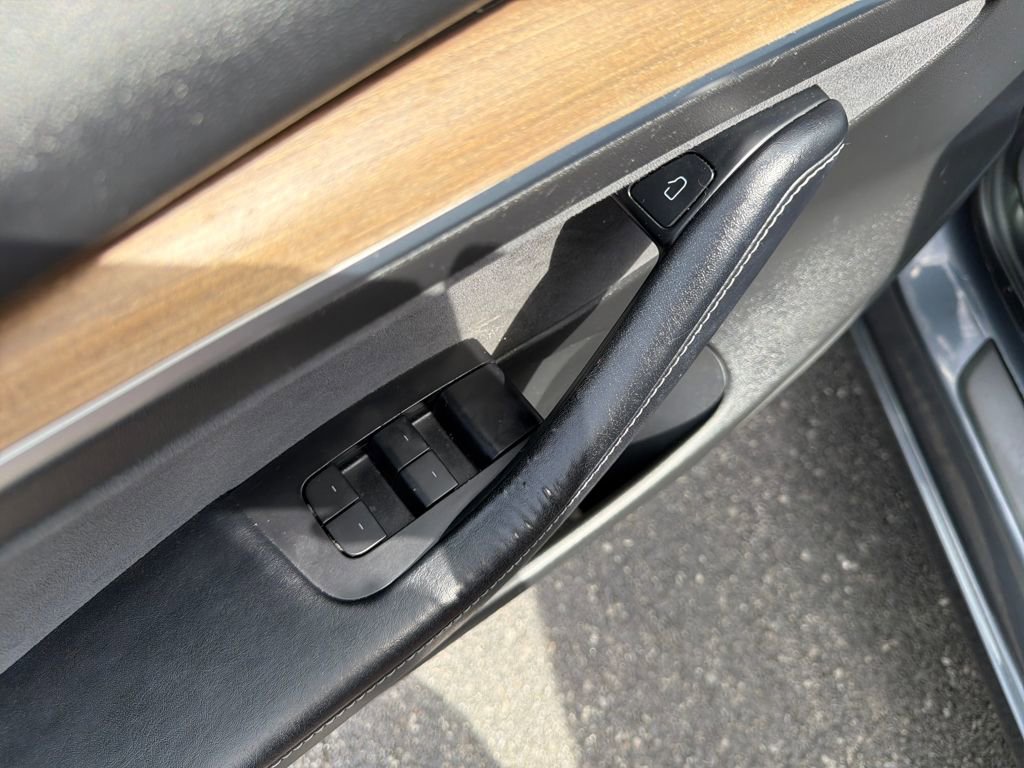 Used 2022 Tesla Model 3 image 20