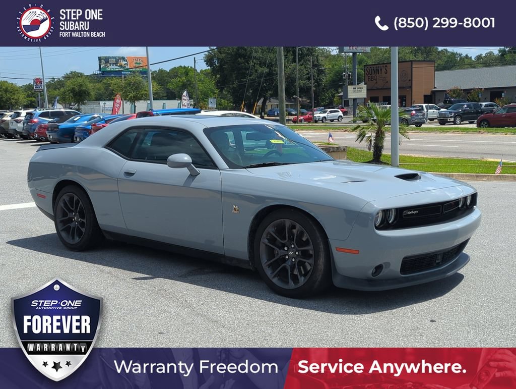Used 2022 Dodge Challenger R/T Scat Pack w/ Plus Package RWD image 9