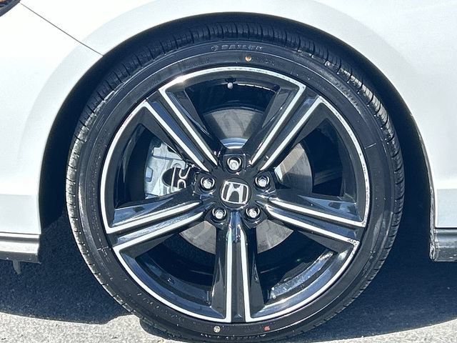 Used 2024 Honda Accord Sport image 10