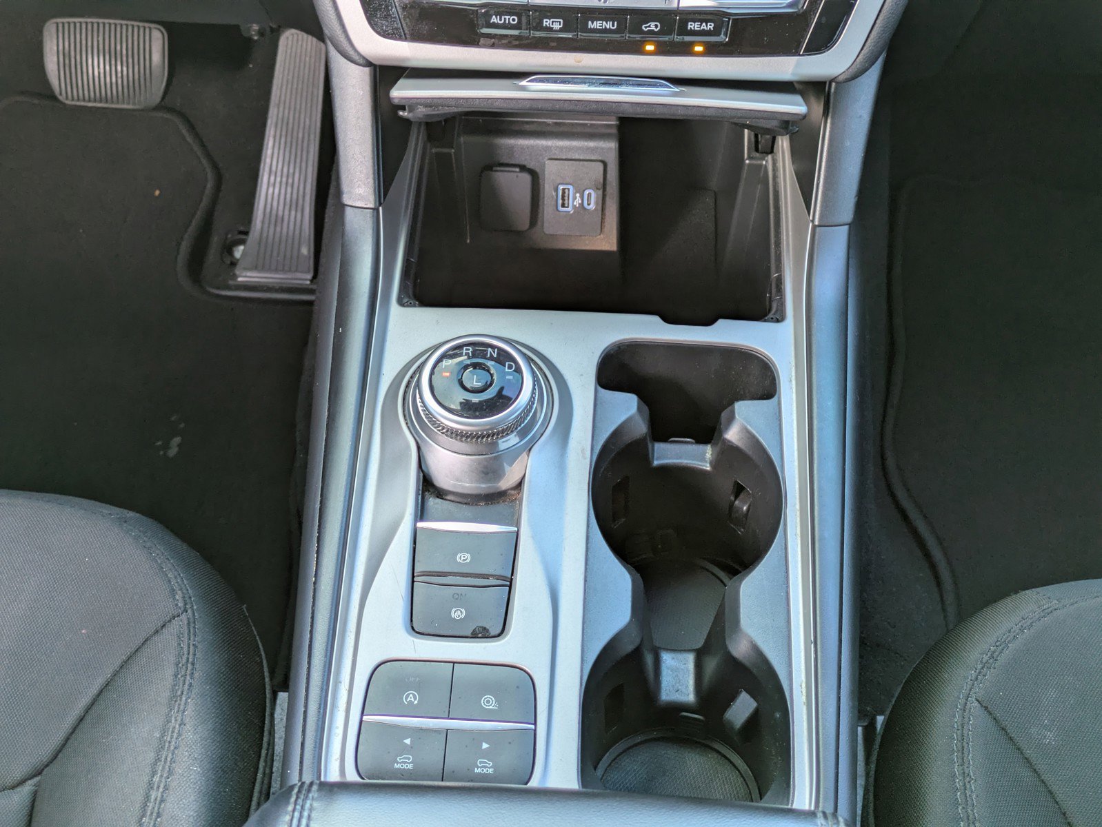 Used 2021 Ford Explorer XLT RWD image 16