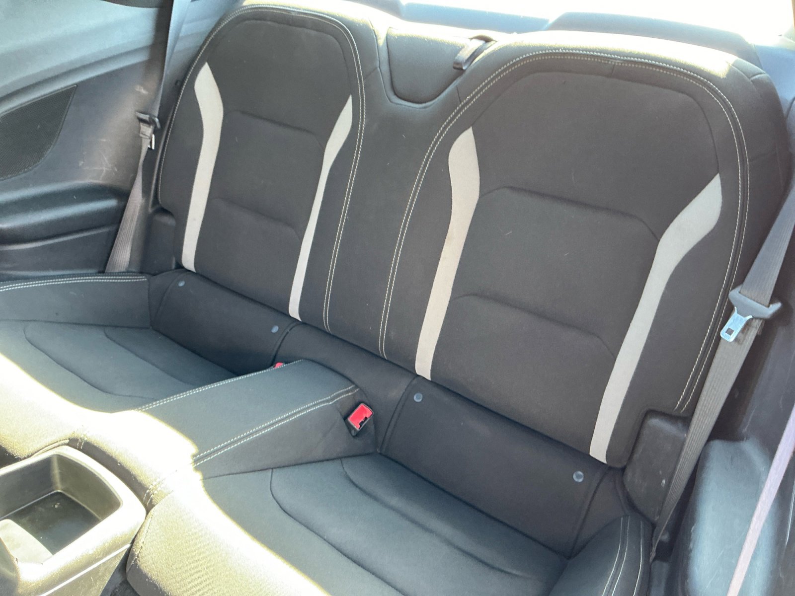 Used 2020 Chevrolet Camaro LT w/ RS Package image 19