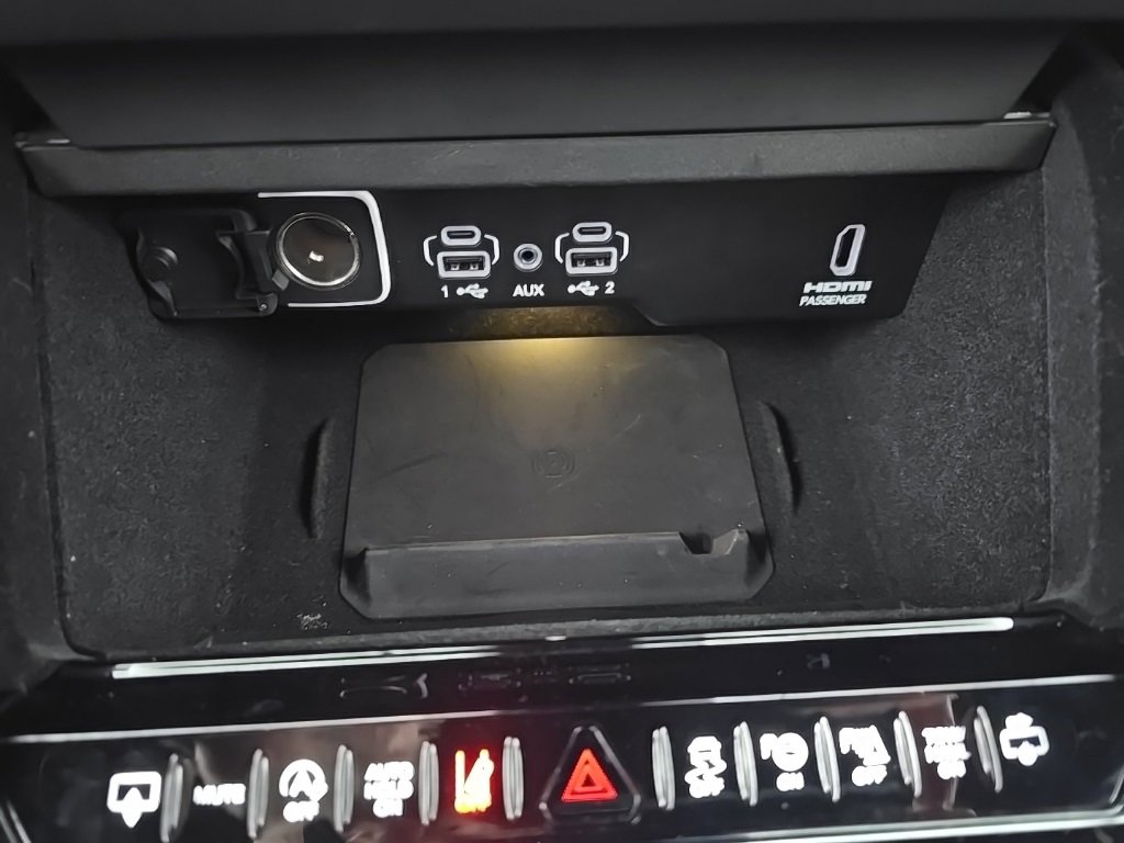 Used 2024 Jeep Grand Wagoneer Series II w/ Quick Order Packagew 28T image 16