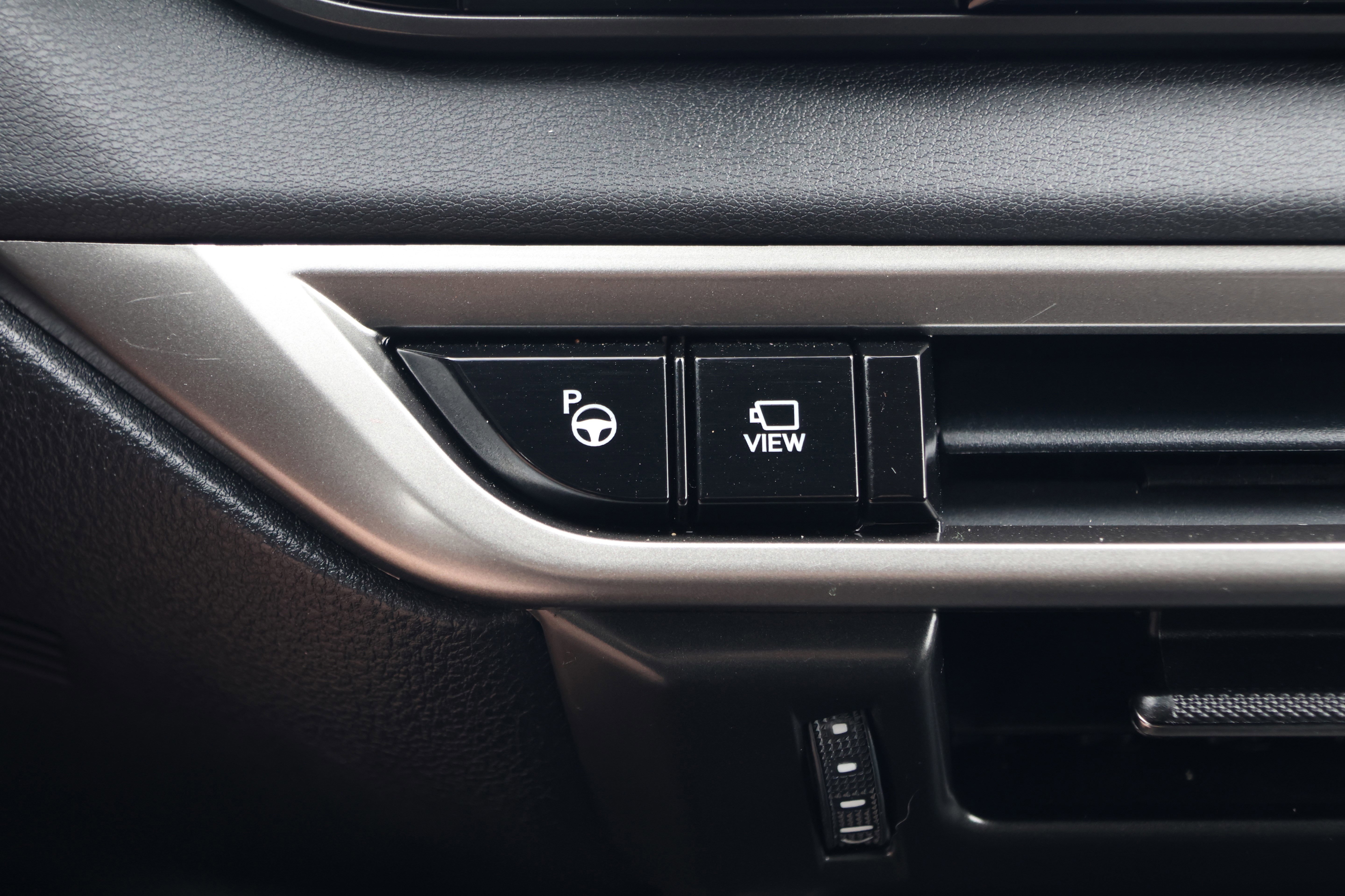 Certified 2023 Lexus RX 350 AWD w/ Accessory Package image 28