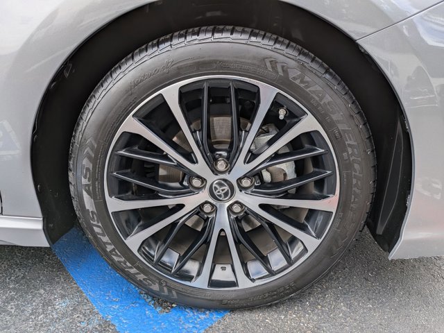 Used 2019 Toyota Camry SE FWD image 23