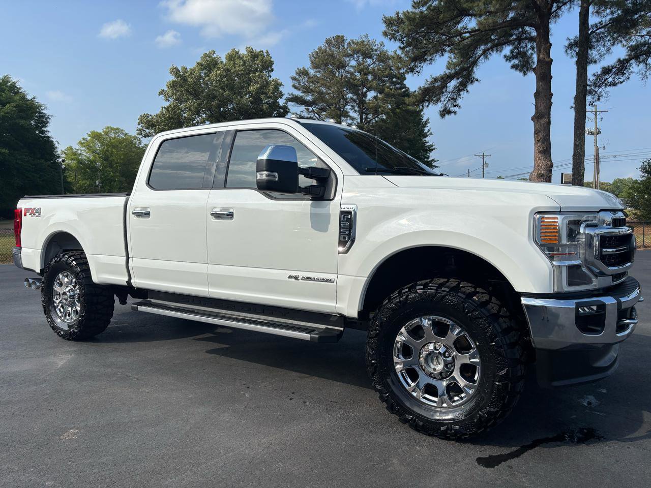 Used 2021 Ford F250 Lariat w/ Lariat Ultimate Package AWD/4WD image 4