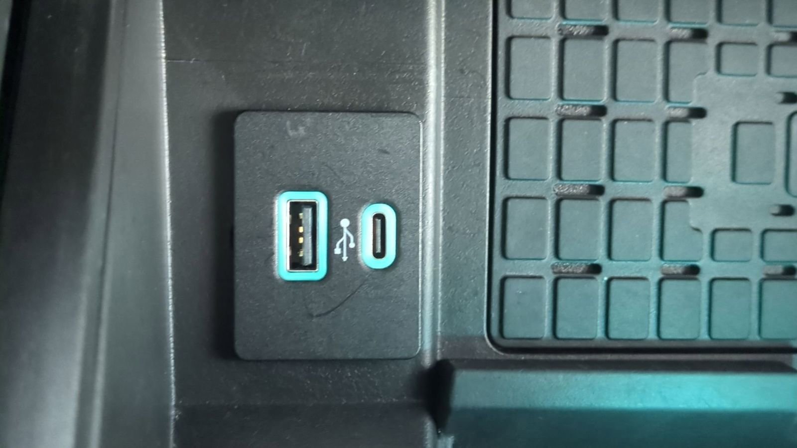 Used 2022 Ford Expedition Max XLT image 37