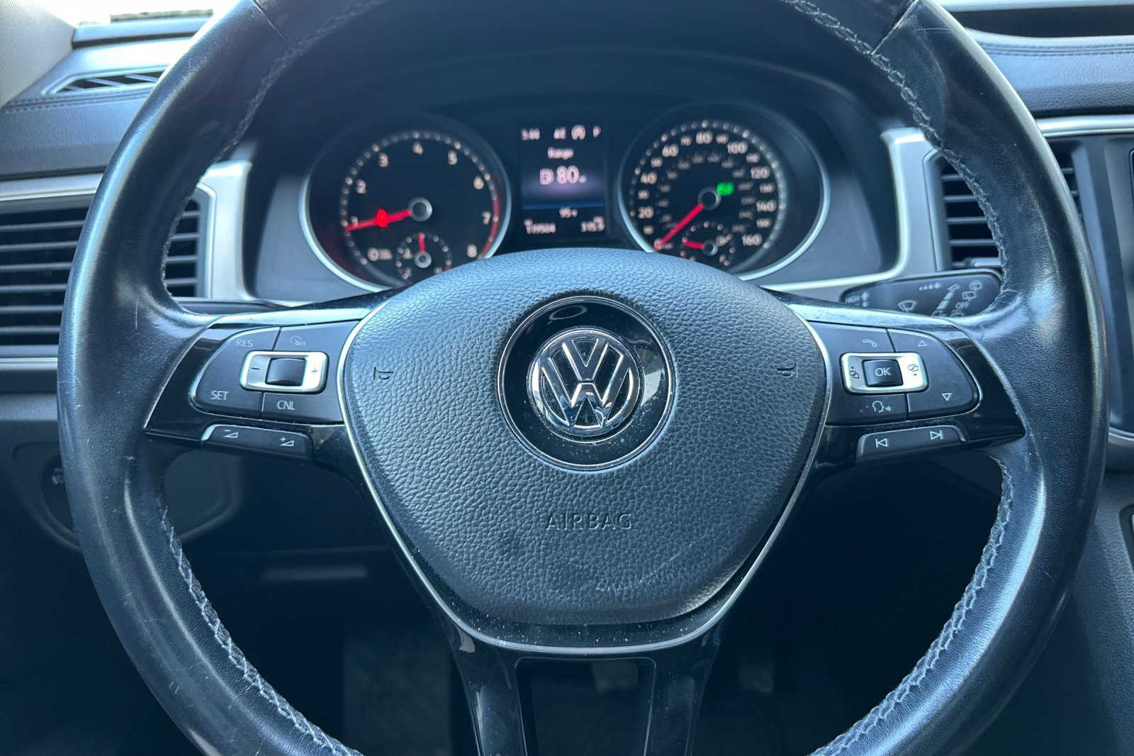 Used 2018 Volkswagen Atlas SE AWD/4WD image 24