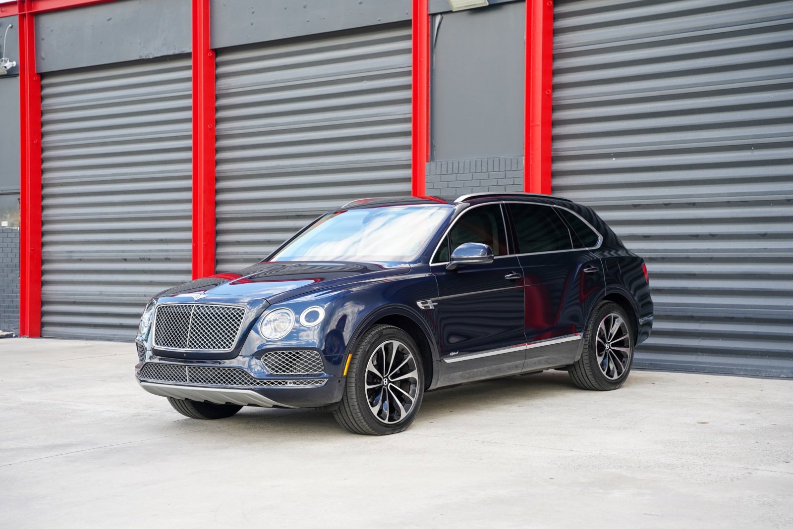 Used 2020 Bentley Bentayga Plug-In Hybrid